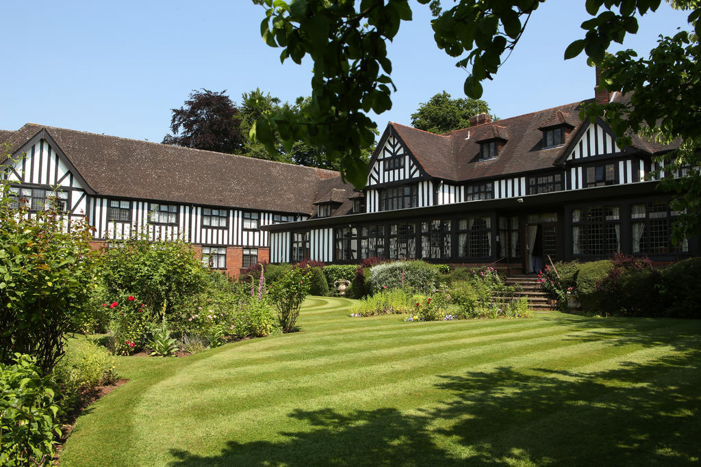 Hotel Hogarths Stone Manor Kidderminster Esterno foto