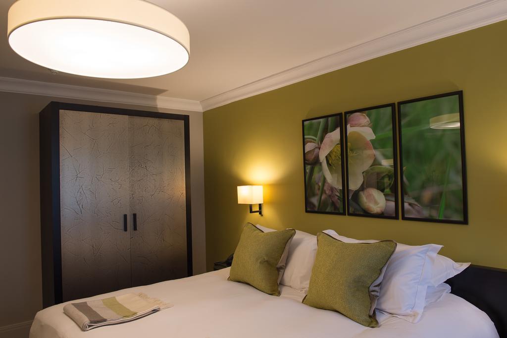 Hotel Hogarths Stone Manor Kidderminster Esterno foto