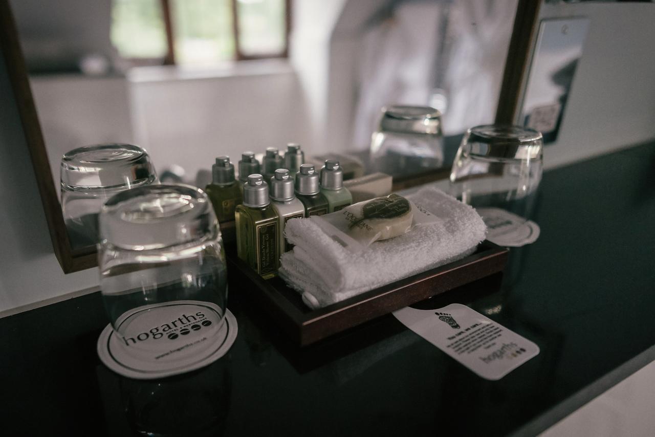 Hotel Hogarths Stone Manor Kidderminster Esterno foto